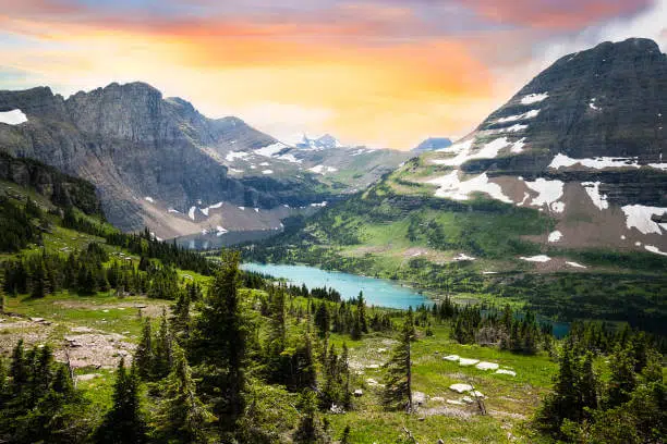 Top 15 World's Largest National Parks You Won't Believe Exist 6 Glacier National Park