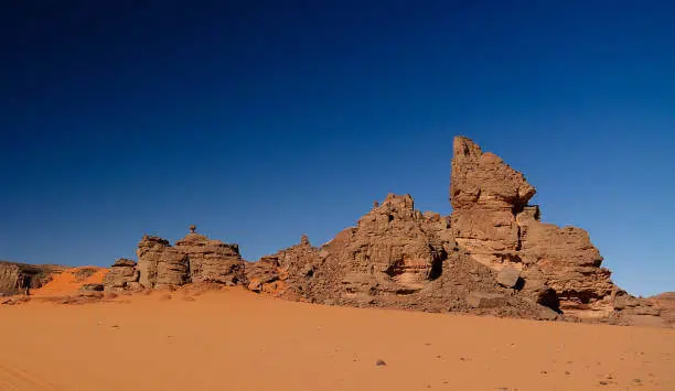 Top 15 World's Largest National Parks You Won't Believe Exist 14 Tassili n'Ajjer