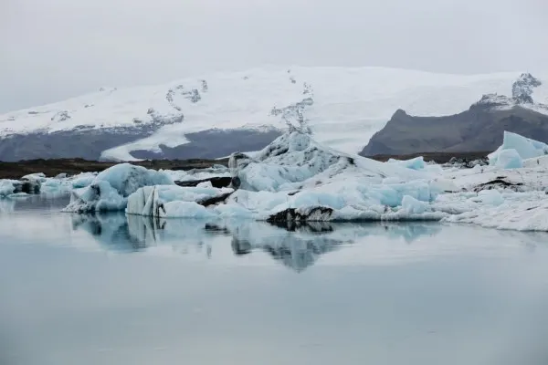 shrinking ice sheet