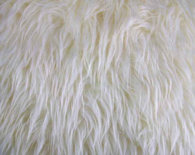 Angora and Faux Fur: Is It Bad for the Environment? 2 Closeup of Faux fur