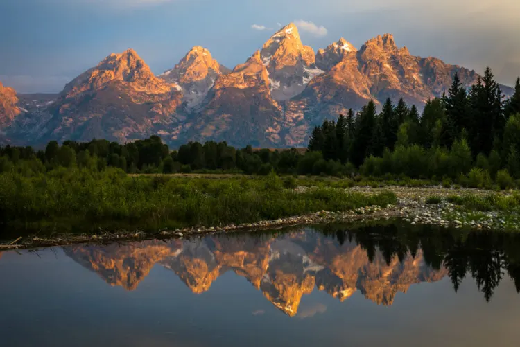 Sunrise from Schwabachers landing in the Grand Teton National Park in Wyoming