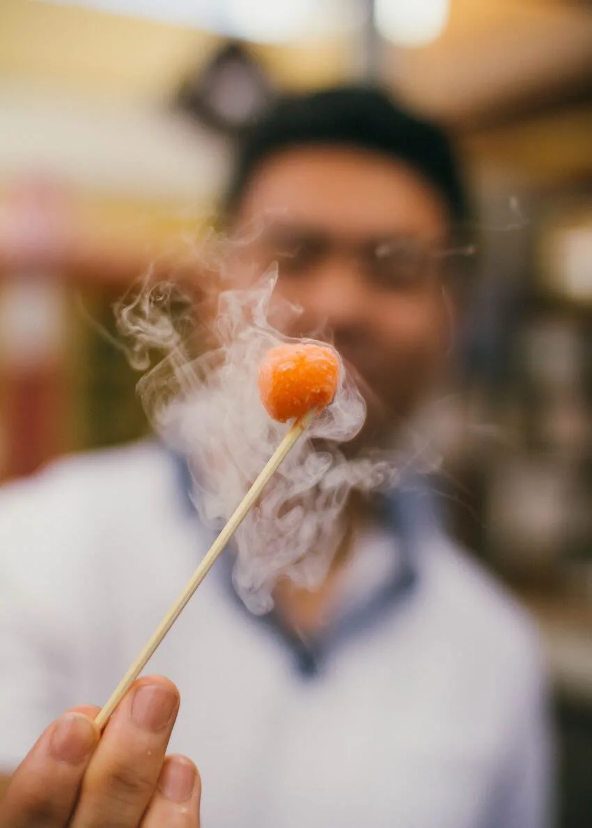 Small Rolled Ice cream with Dry Ice