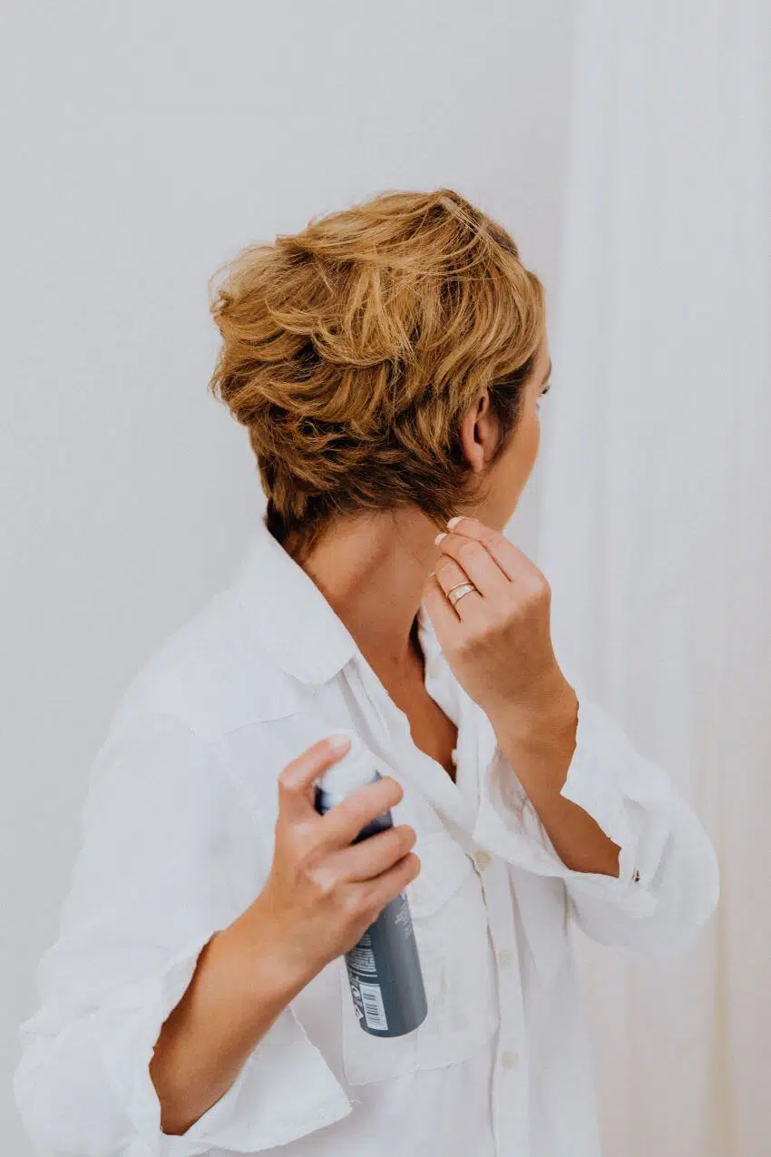 Why Is Hairspray Bad for the Environment? 1 Using Hairspray