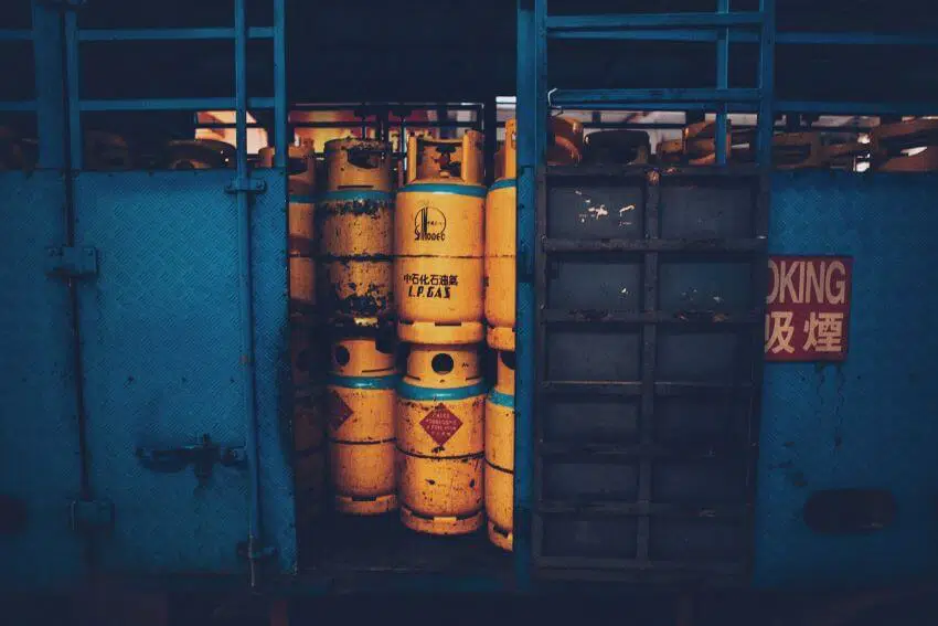 Is R410A Bad for the Environment? 1 Yellow Colored Gas Tank