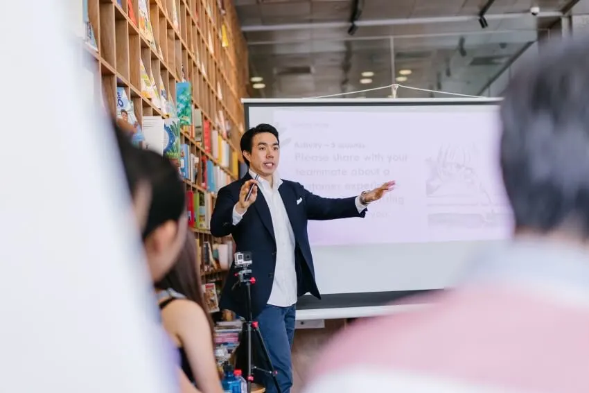 How to Start Teaching Sustainability in Schools 7 A Mentor Teaching his Students
