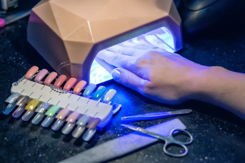 Acrylic nails on table 