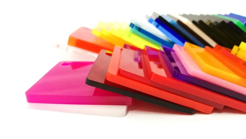 Is Acrylic Bad for the Environment? 1 Acrylic plastic on white background