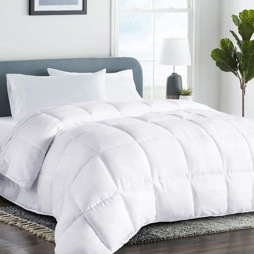 17 Best Eco-Friendly Cotton Comforters to Buy 11 Almach Organic Cotton and Polyester Queen Comforter Set
