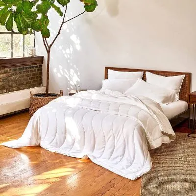12 Best Eco-Friendly Cotton Comforters to Buy 11 Buffy Breeze Comforter White