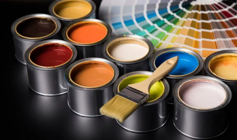 Is Acrylic Paint Bad for the Environment? 5 Close of paint can and brush
