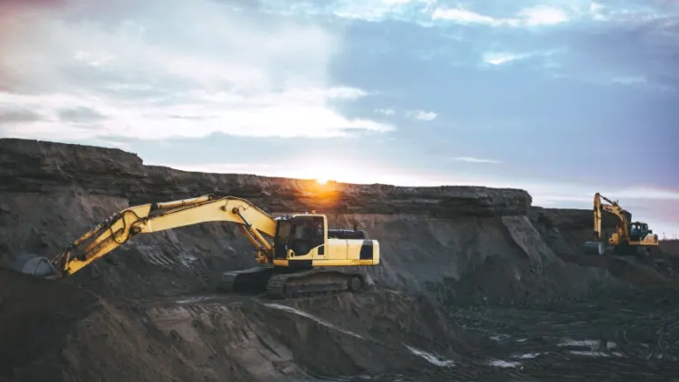 How Much Does the United States Depend on Fossil Fuels? 2 Mining Site