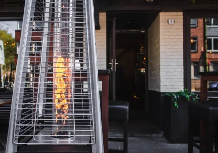 How to Heat a Garage Safely & Sustainably 2 Heat Lamp