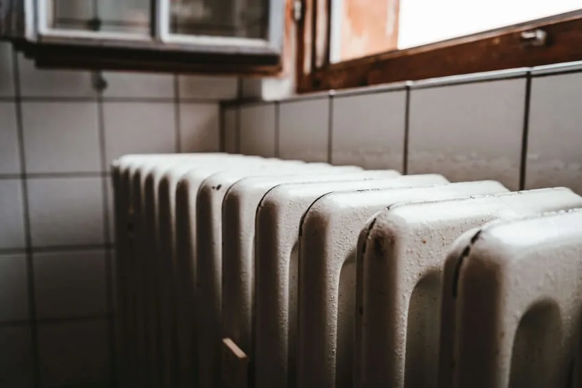 How to Heat a Garage Safely & Sustainably 3 Installed Heater