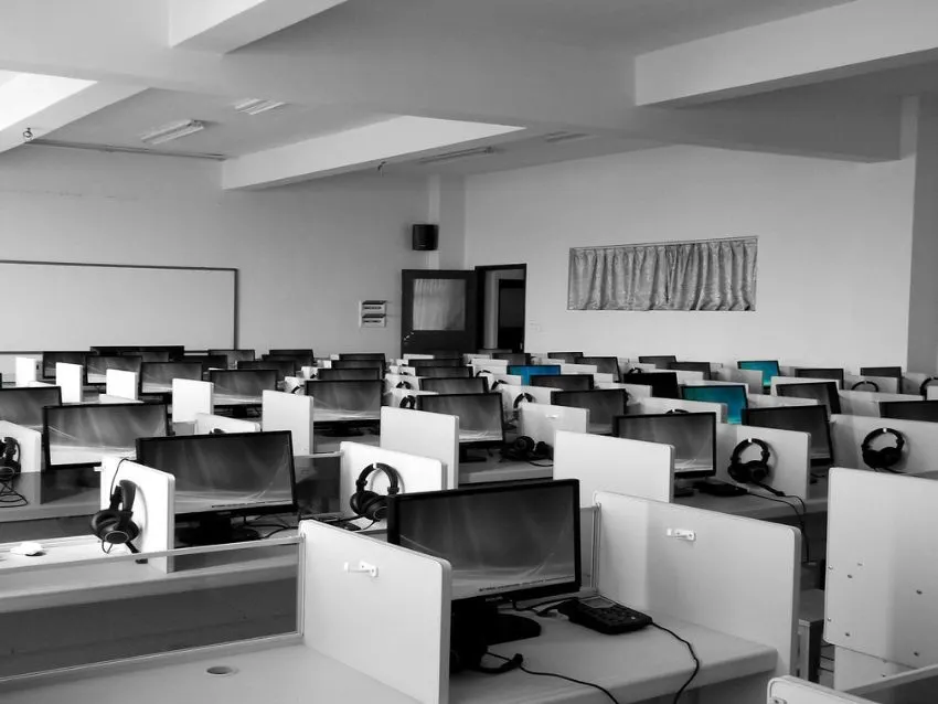 What Is a Sustainable MIS Infrastructure? 3 grid computing Mis Infrastructure