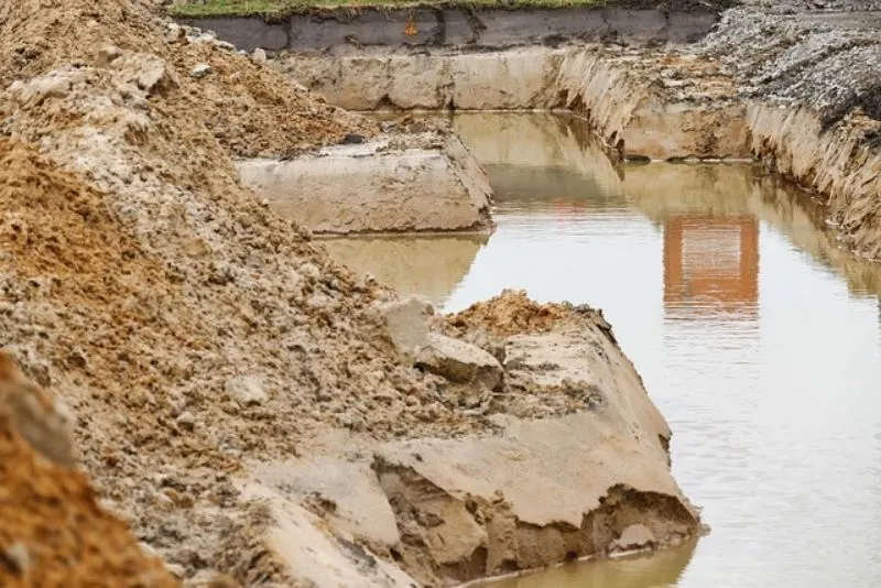 Breaking Down the Best Off-Grid Water Systems 3 Underground Water