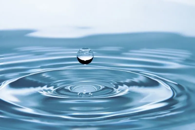 Breaking Down the Best Off-Grid Water Systems 2 Water Droplet