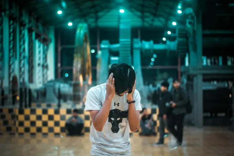 18 Important Pros and Cons of Fracking 19 Man covering his ears from the noise
