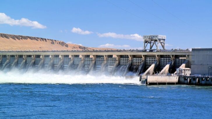 Dam for hydropower