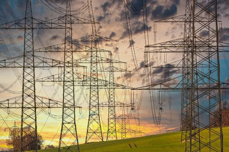 13 Important Pros and Cons of Fossil Fuels 4 Electric power lines