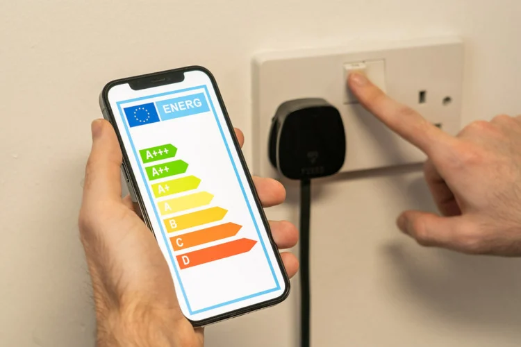 Energy Efficient app on phone showing energy efficiency