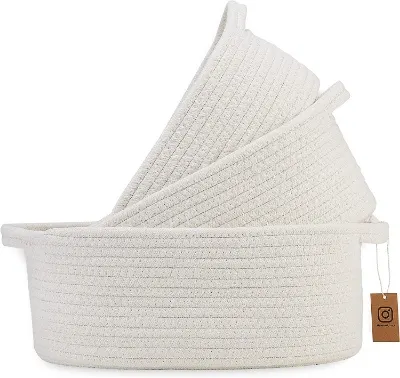 10 Best Sustainable Gift Wrapping Options 5 NaturalCozy Oval Storage Baskets set