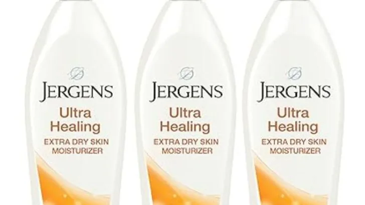Jergens lotion in 3 pump bottles