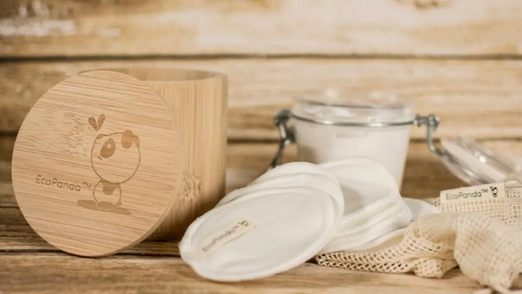 Best Me Mother Earth Products: Eco-Friendly Choices 3 Set of an eco-friendly jar and cottons